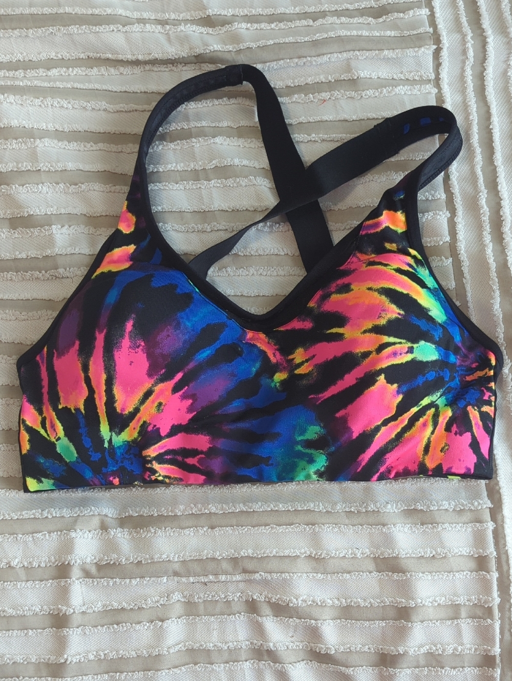 Victoria Secret Lightly Lined Tye Die Sports Bra Size Small NWT